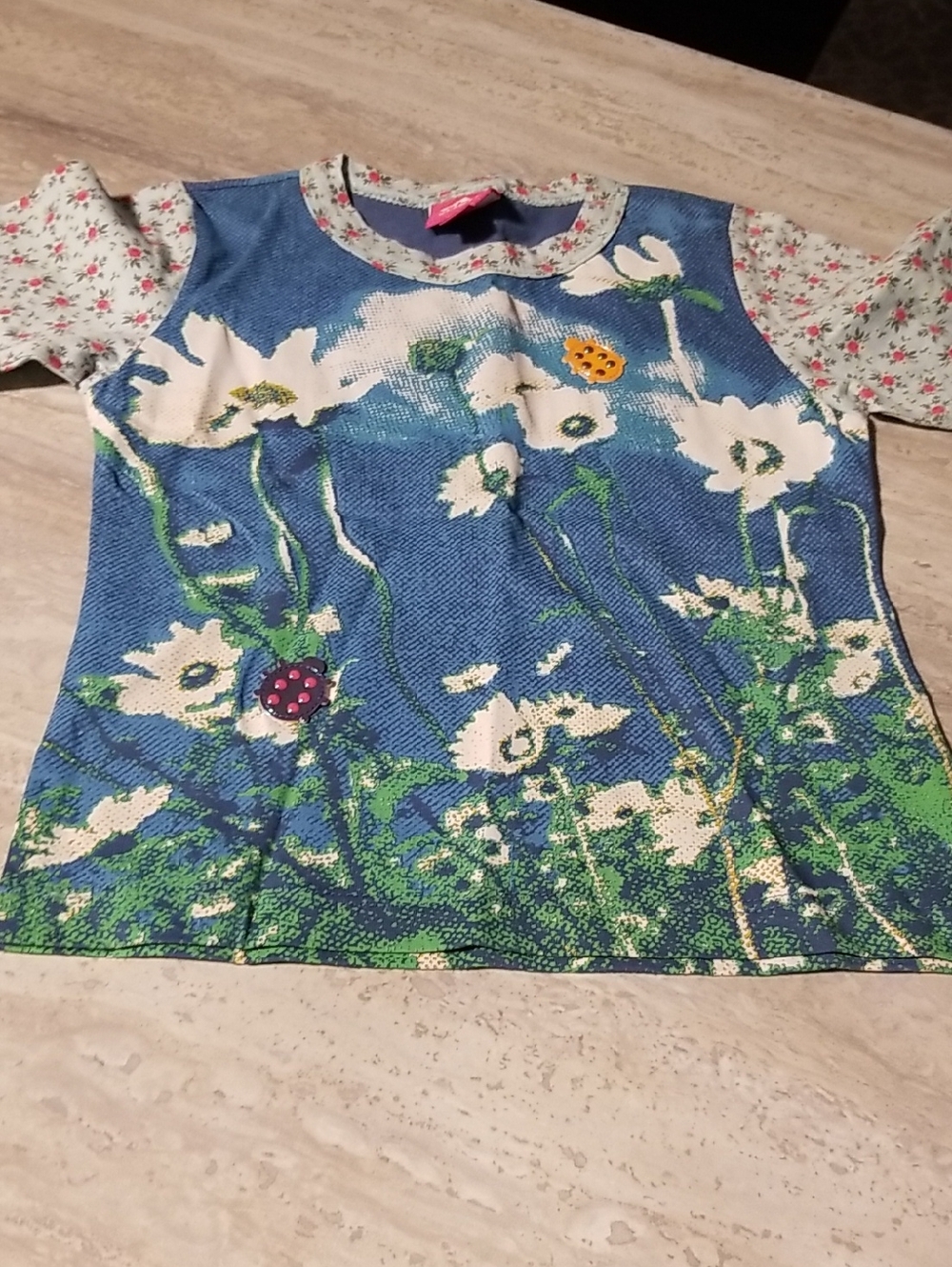 Oilily Blue Floral Graphic Short Sleeve Tee with Pink Floral Sleeves Size 104